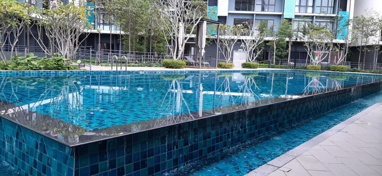 Cozystay @ Core Soho Suite Klia Sepang Extérieur photo