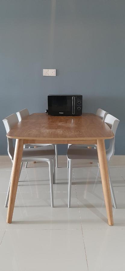 Cozystay @ Core Soho Suite Klia Sepang Extérieur photo